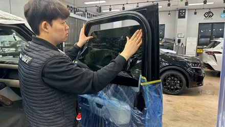 랜드로버 디펜더 티나인R100 썬팅 시공완성! / 서울 구로 영등포