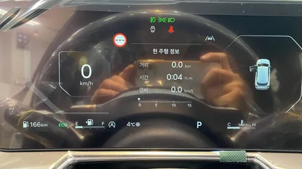쏘렌토 스노우 화이트펄 신차검수 2열 조수석 시트까짐 포착! 신차패키지 / 기아 / 더 뉴 쏘렌토 4세대 / 서울 구로 영등포