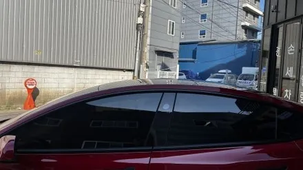 신상컬러 울트라레드 모델3하이랜드 티나인R100 썬팅 / 서울 구로 영등포