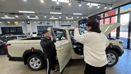 무쏘 Q300 클럽 1호차 신차검수, 썬팅 전 꼼꼼하게 확인했어요 / 서울 구로 영등포