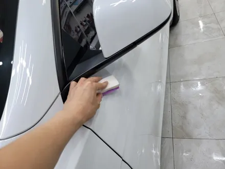 부산 테슬라 모델Y 썬팅, 까다로운 만큼 반드시 실력있는 업체에서 / 부산 해운대구 재송동