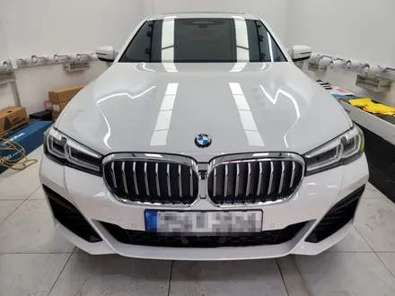 BMW 530i 쿠폰 필름 제거 후 부산 브이쿨 썬팅 시공 / 부산 해운대구 재송동
