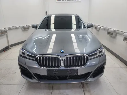 부산연제구신차패키지 BMW 530i 폼 미쳤다. / 부산 해운대구 재송동