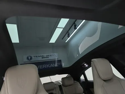포르쉐타이칸4S 썬팅은 하버캠프 세라믹본드로 부산 출장검수 블랙박스 유리막코팅까지! / 부산 해운대구 재송동