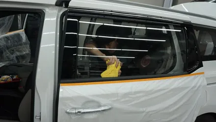 [카니발]쿠폰필름제거후 썬팅 재시공 했습니다. / 김포시 장기동