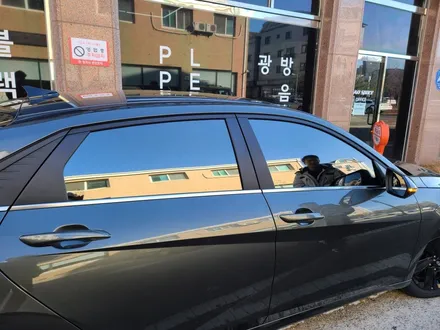 아반떼 \'썬팅 레인보우V70+블랙박스 파인뷰\' 신차 작업 후기_김포카스페이스 김포썬팅 / 김포시 장기동