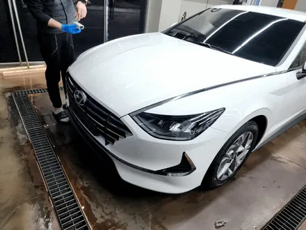 쏘나타 베이직플러스 신차패키지 썬팅 레인보우V90 블랙박스 아이나비 유리막코팅 생활보호패키지 PPF_김포카스페이스 / 김포시 장기동