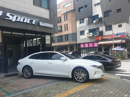 [더뉴그랜저] 화이트 이OO 회원님 신차패키지 후기입니다.(레인보우i90+ppf) / 서구 가정동
