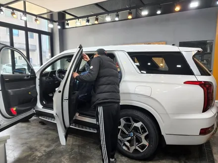 SUV 중 인기차량인 팰리세이드가 매장을 방문하여 신차 검수를 받다 / 동탄 방교동