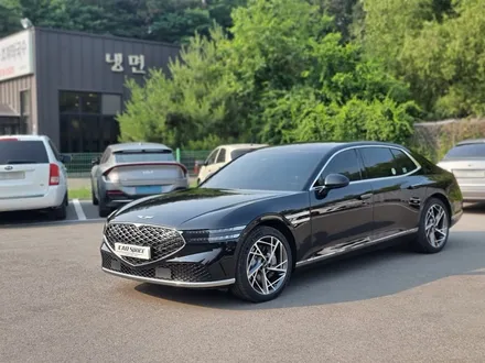 안성 신차패키지 전문점의 럭셔리 대형 세단 제네시스 G90 시공 / 안성