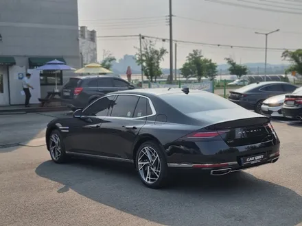 안성 신차패키지 전문점의 럭셔리 대형 세단 제네시스 G90 시공 / 안성
