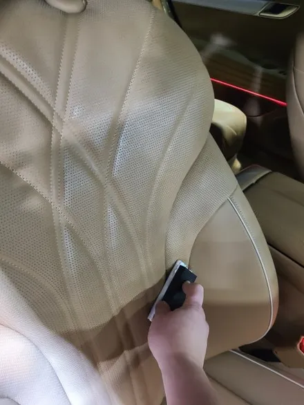 벚꽃잎이 떨어지고 금방 여름이 올텐데 뜨건운 햇빛과 자외선을 차단하려면 썬팅이 필수!! [카스페이스 천안점] #제네시스G80 - 베이직 플러스 패키지 + 가죽시트코팅 / 천안 신방동