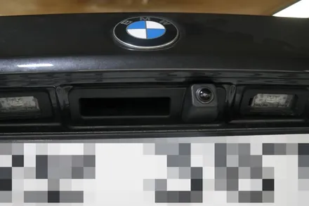 BMW 5시리즈 530i 어라운드뷰 옵션이 없는 차량으로 고민이 된다면 순정스타일 초고화질 순정 연동형 SVUE!!