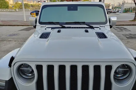 광주서구썬팅, 지프(jeep) 올뉴랭글러에 스미스클럽 신규반사필름, 플럭스 시공 및 에코파워캡 보조배터리장착