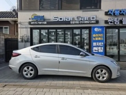 [충주 썬팅] 아반떼 AD 보라색 변색과 뒷유리 기포 해결, 초보 운전자를 위한 \'솔라가드 볼텍스 IR\' 재시공! / 충북 충주