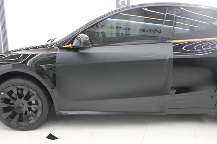 용인랩핑 모델Y 반광인 사틴보다 더 다크한 매트블랙으로 랩핑한다면? / 화성 동학산1길