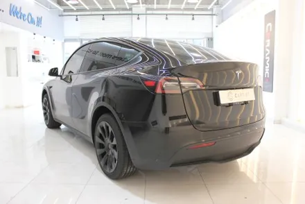 용인랩핑 모델Y 반광인 사틴보다 더 다크한 매트블랙으로 랩핑한다면? / 화성 동학산1길