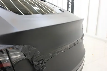 용인랩핑 모델Y 반광인 사틴보다 더 다크한 매트블랙으로 랩핑한다면? / 화성 동학산1길