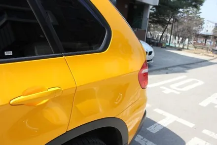X5 노후된 도장에 골든옐로우 전체 랩핑 제격이죠 / 화성 동학산1길