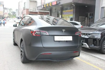용인랩핑 모델Y 반광인 사틴보다 더 다크한 매트블랙으로 랩핑한다면? / 화성 동학산1길