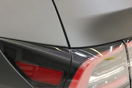 용인랩핑 모델Y 반광인 사틴보다 더 다크한 매트블랙으로 랩핑한다면? / 화성 동학산1길