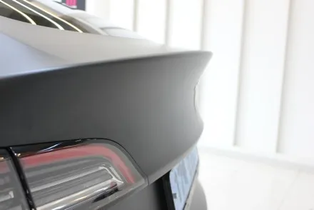 용인랩핑 모델Y 반광인 사틴보다 더 다크한 매트블랙으로 랩핑한다면? / 화성 동학산1길