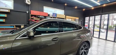 2020 신형3세대 BMW X6  윈도우크롬몰딩 유광블랙 부분랩핑 크롬죽이기!