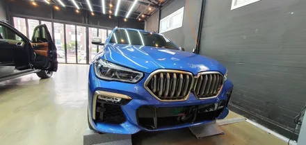 창원 2021 BMW X6  사틴블랙 전체랩핑으로 강렬한 포스!