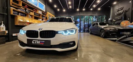BMW  320D  실내 엠비언트 필요할까요!