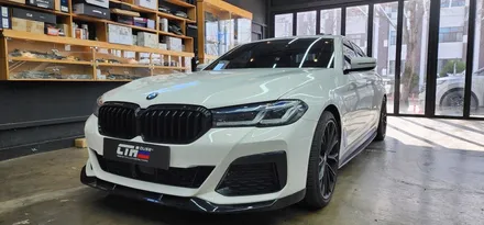 G30 BMW 5시리즈 윈도우몰딩 크롬죽이기  유광블랙 부분랩핑 하기!