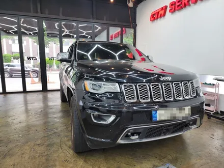 창원 JEEP 지프 그랜드체로키 화이트  고광택 전체랩핑으로 새차만들기!
