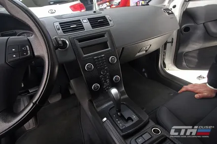 볼보C30(VOLVOC30) 실내랩핑(wrapping) 카본랩핑으로 차량의 실내분위기를 체인지~!