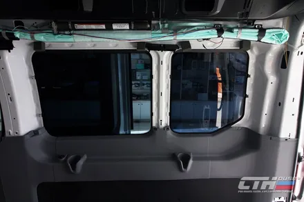창원루마썬팅 포드 트랜짓(FORD T-350) 루마아티젠 시공