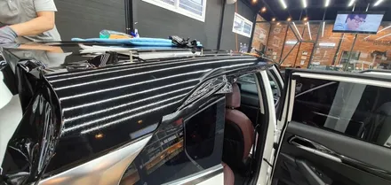 기아 셀토스 루프스킨시공으로 시선을 사로잡자 !
