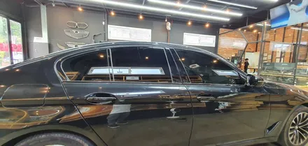 G30 BMW 5시리즈 윈도우 크롬몰딩 얼룩 유광블랙 랩핑으로 해결!