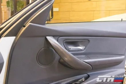 bmw 3 실내랩핑. 카스킨은 창원 카톡하우스에서.
