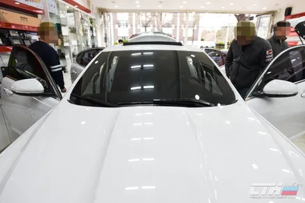재규어XF 썬팅, 블랙박스 장착. 창원 드레스업 전문점.