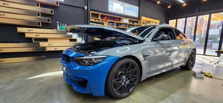 창원 BMW M4 전체랩핑 에이버리 락그레이 스타일 시공!