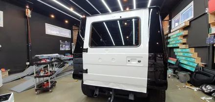 창원 벤츠 지바겐 63AMG 다이아몬드 화이트 전체랩핑을 입히다!