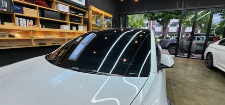 창원 신형 테슬라 모델3  글라스틴트 슈어X 썬팅을 입히다!