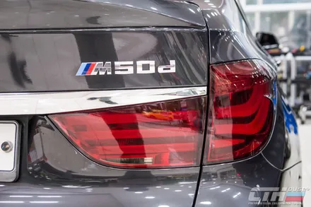 BMW M50d. 창원 카톡하우스에서 라이트필름 작업하였습니다.