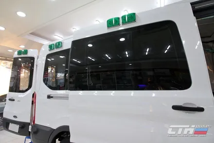 창원루마썬팅 포드 트랜짓(FORD T-350) 루마아티젠 시공