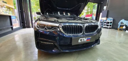 창원 그릴 퍼포먼스 리얼카본랩핑 BMW G30 520D