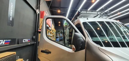 르노마스터 캠핑카 글라틴트 슈어X틴팅으로 멋진휴가를 보내자!