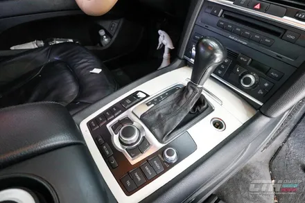 아우디Q7 실내랩핑 시공기 / 창원 카스킨 전문