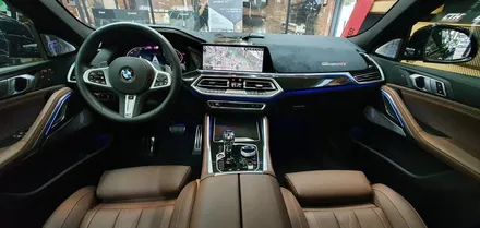 BMW X6 실내 세라믹카본랩핑으로 한층 업그레이드해보자 !