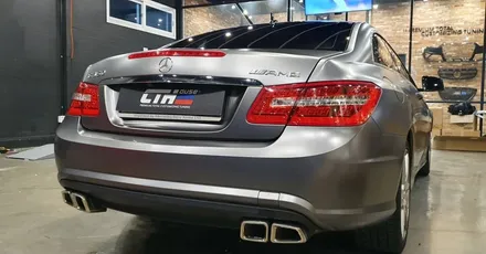 벤츠E클래스 쿠페 사틴다크그레이 전체랩핑을 입히다!