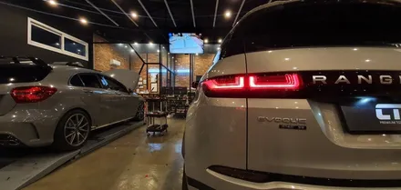 2020랜지로버 이보크 안드로이드 리어모니터 S9플러스 장착하다!