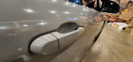 창원 BMW M4 전체랩핑 에이버리 락그레이 스타일 시공!