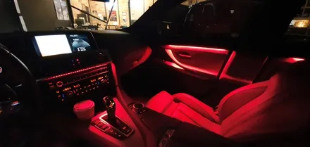 BMW 6시리즈  가변 엠비언트  실내LED튜닝으로 창원에서 분위기 업해보자!